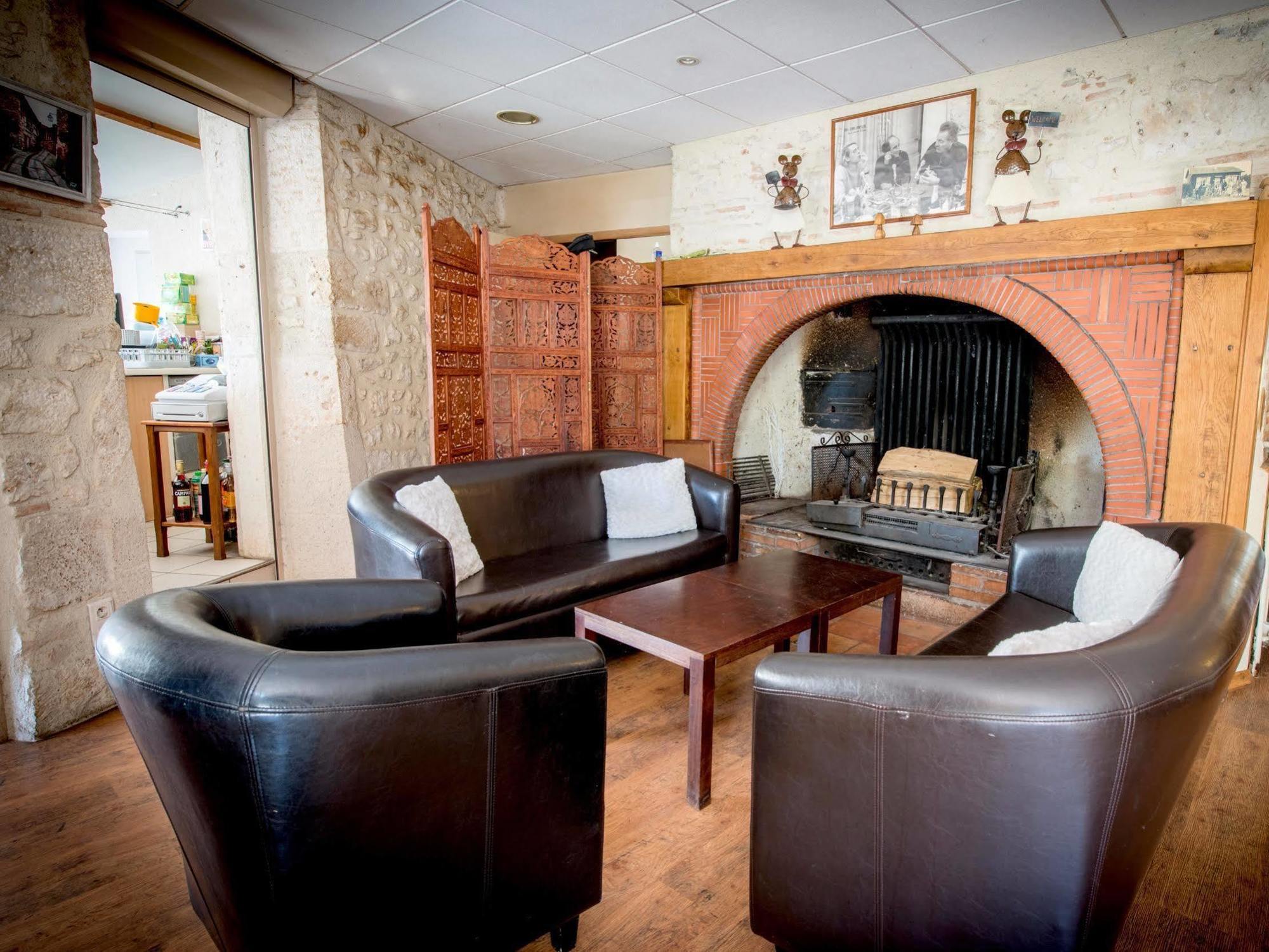 Logis Hotels - Hotel Et Restaurant Les Voyageurs Tournon-dʼAgenais Zewnętrze zdjęcie
